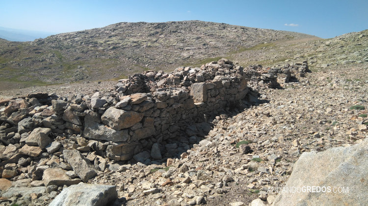 Ruinas del Refugio de los Serranos